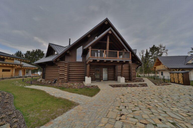 Mohutný zrub na Liptovskej Mare